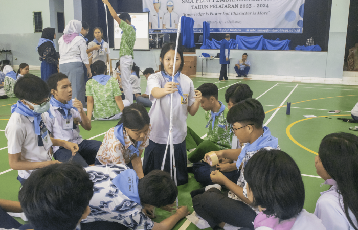 WORKSHOP MEMBUAT MENARA KERTAS