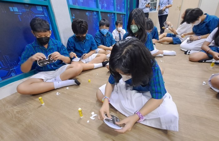 PROJECT MEMBUAT KACAMATA MATAHARI