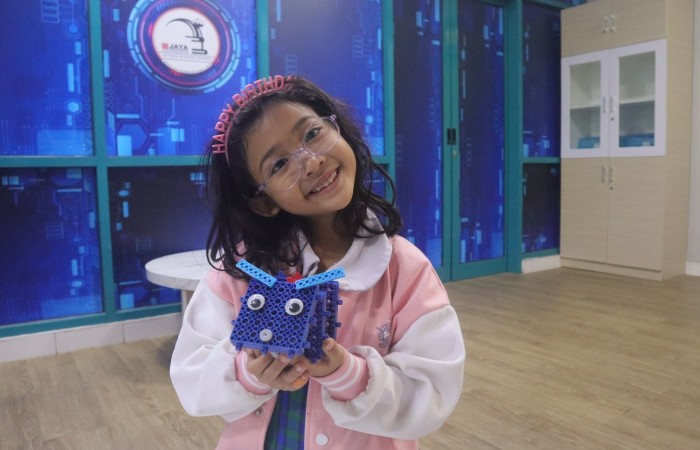 PROJECT MEMBUAT ROBOT