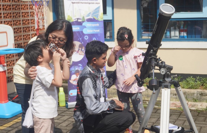 Menggali Keajaiban Alam Semesta: Science Day 2024
